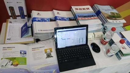 河南展團(tuán)創(chuàng)意紛呈 從漢畫(huà)到黑膠，數(shù)字時(shí)代下鄭州軟件如何連接傳統(tǒng)與現(xiàn)代？